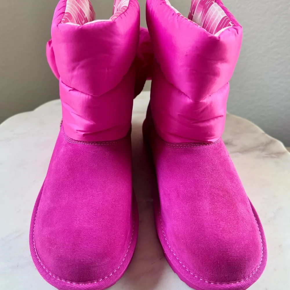 UGG Kid’s Bailey Bow Maxi Boots Pink . Size 5